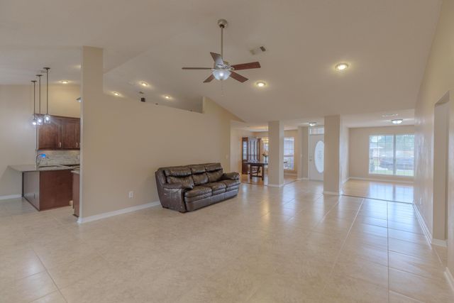 1230 Grand Ridge Circle, Gulf Breeze, FL 32563