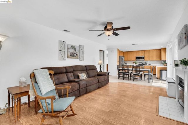 4672 Ford St, Brentwood, CA 94513