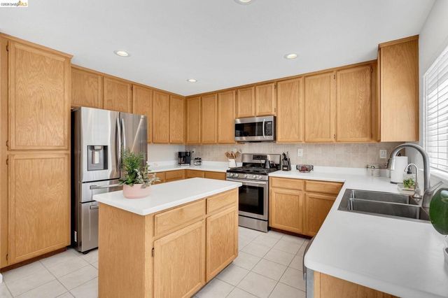 4672 Ford St, Brentwood, CA 94513