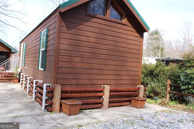 78 Campfire Drive, Cleveland, GA 30528