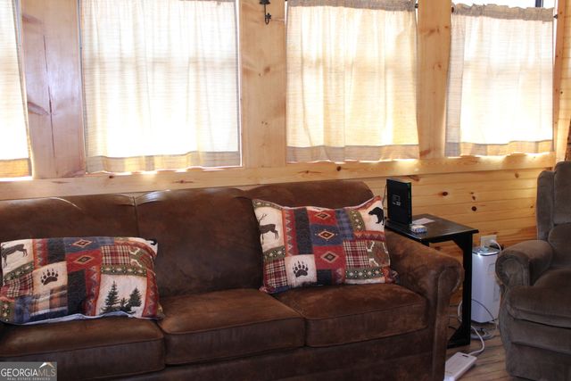 78 Campfire Drive, Cleveland, GA 30528