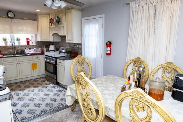 15 S Pulaski Avenue, Sayreville, NJ 08872