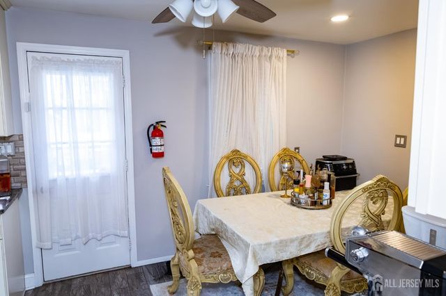 15 S Pulaski Avenue, Sayreville, NJ 08872