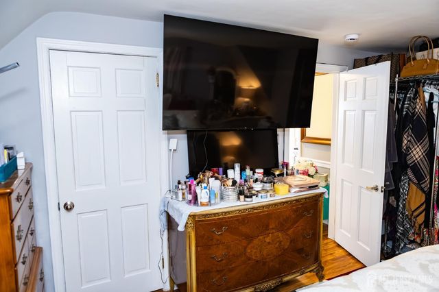 15 S Pulaski Avenue, Sayreville, NJ 08872