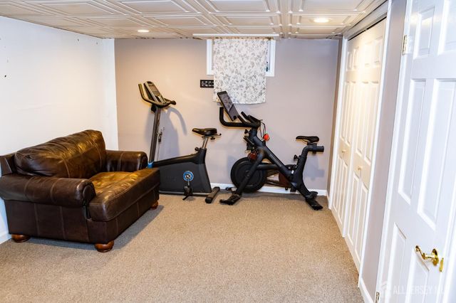 15 S Pulaski Avenue, Sayreville, NJ 08872