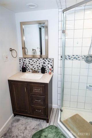 15 S Pulaski Avenue, Sayreville, NJ 08872