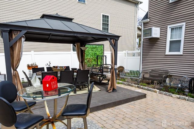 15 S Pulaski Avenue, Sayreville, NJ 08872