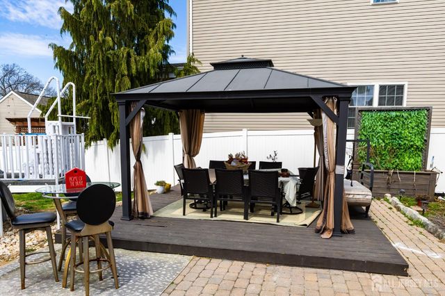 15 S Pulaski Avenue, Sayreville, NJ 08872