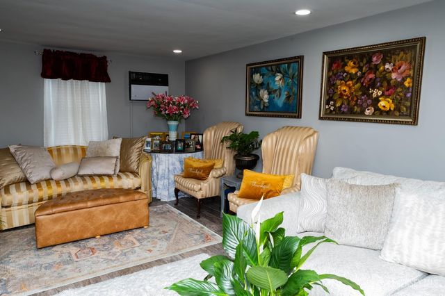 15 S Pulaski Avenue, Sayreville, NJ 08872