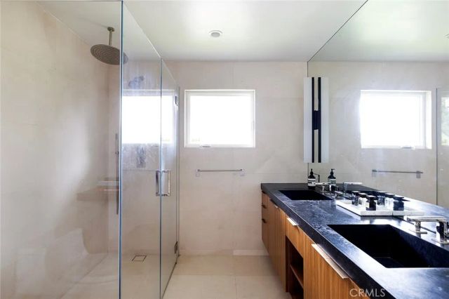 1504 Westcliff Drive 5, Newport Beach, CA 92660