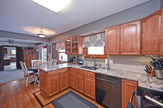 8736 Tiburon Drive, Cincinnati, OH 45249