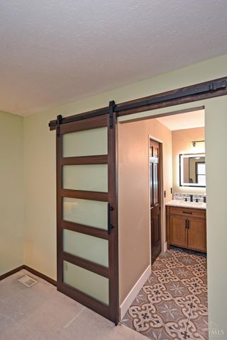 8736 Tiburon Drive, Cincinnati, OH 45249