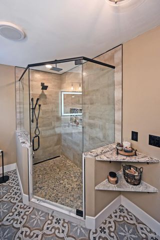 8736 Tiburon Drive, Cincinnati, OH 45249