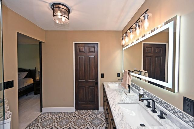 8736 Tiburon Drive, Cincinnati, OH 45249