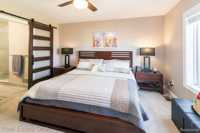 707 6th Street, Fenton, MI 48430