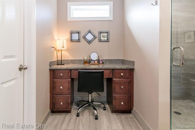 707 6th Street, Fenton, MI 48430