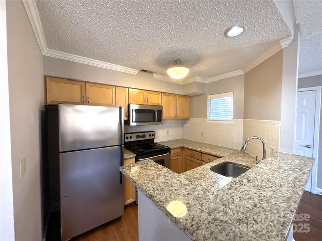 2518 Cranbrook Lane 4, Charlotte, NC 28207