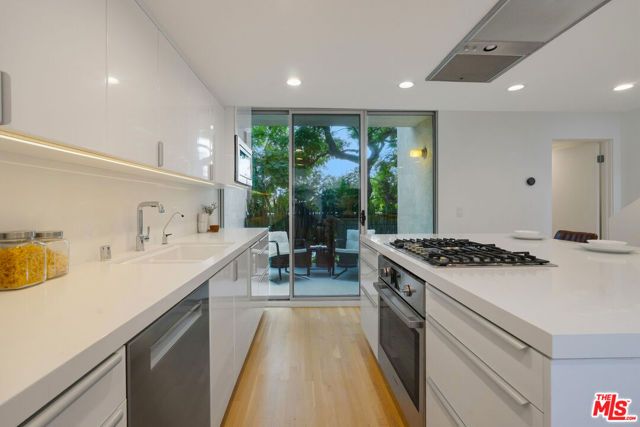 11711 Brookhaven Avenue 3, Los Angeles, CA 90064