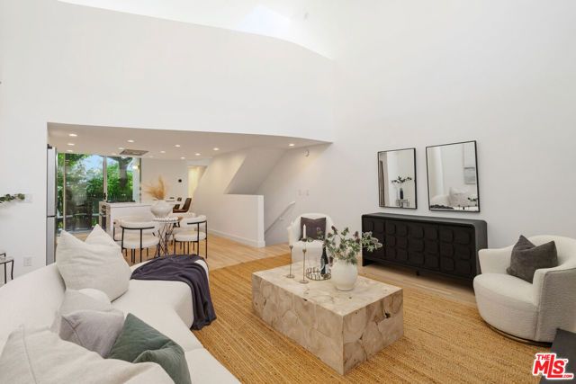 11711 Brookhaven Avenue 3, Los Angeles, CA 90064