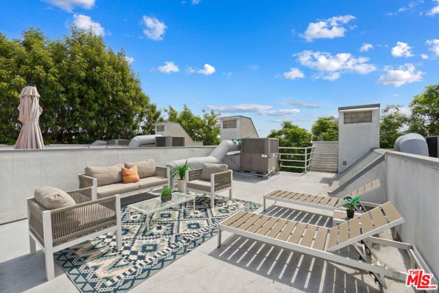 11711 Brookhaven Avenue 3, Los Angeles, CA 90064