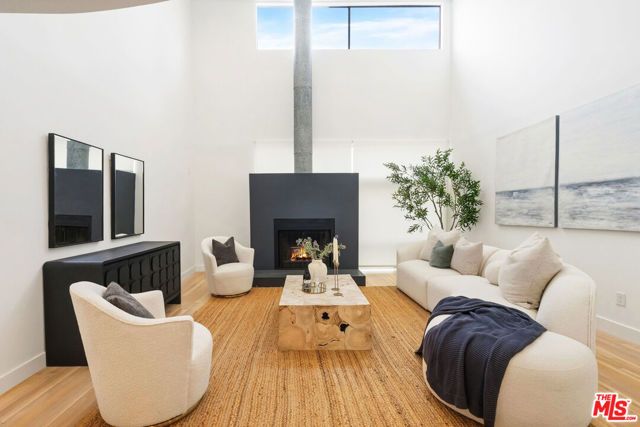 11711 Brookhaven Avenue 3, Los Angeles, CA 90064