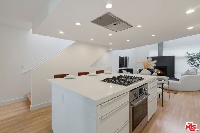 11711 Brookhaven Avenue 3, Los Angeles, CA 90064