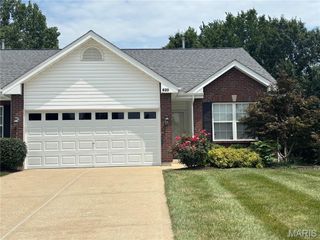 620 Grayhawk Circle, Wentzville, MO 63385