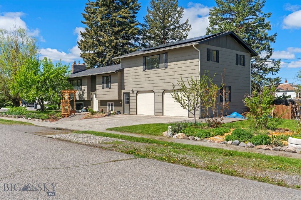 707 Montana Street, Belgrade, MT 59714