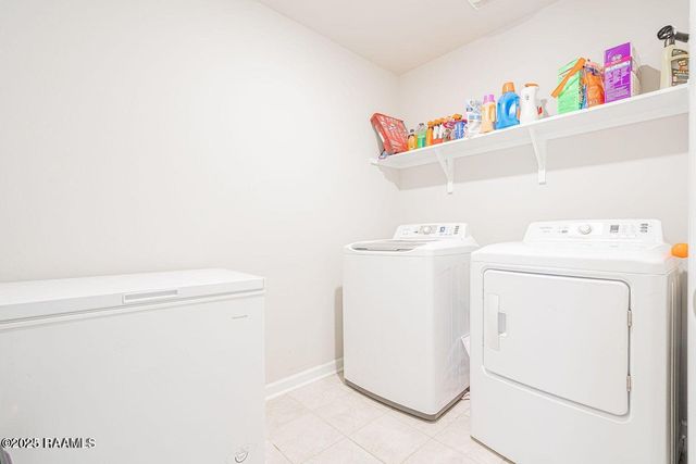 521 Saddle Crest Drive, Lafayette, LA 70507