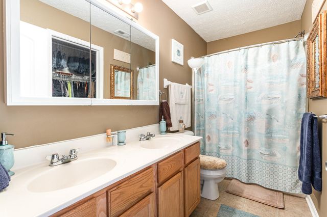 5809 Ivy Branch Drive, Dublin, OH 43016