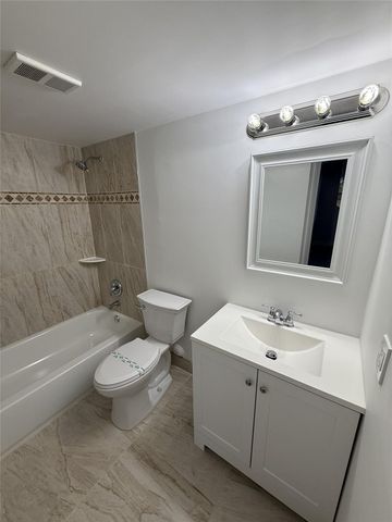 8701 Wiles Rd 108, Coral Springs, FL 33067