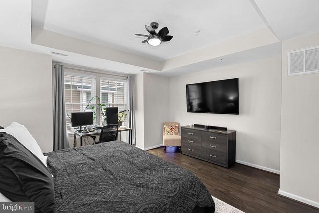 274 HIGH RAIL TER SE, Leesburg, VA 20175