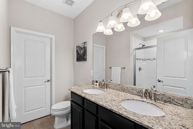 274 HIGH RAIL TER SE, Leesburg, VA 20175