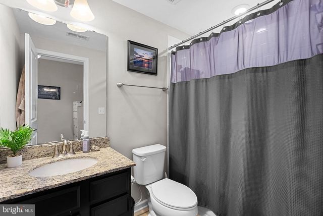 274 HIGH RAIL TER SE, Leesburg, VA 20175