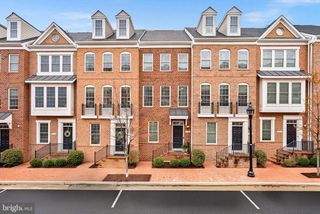 274 HIGH RAIL TER SE, Leesburg, VA 20175