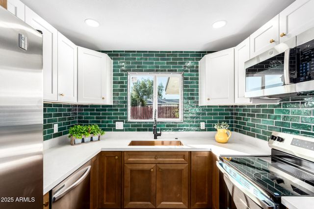 5237 E Dallas Street, Mesa, AZ 85205