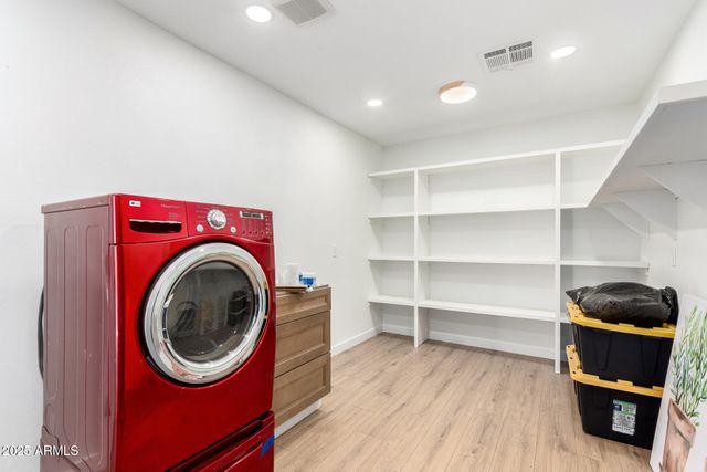 5237 E Dallas Street, Mesa, AZ 85205