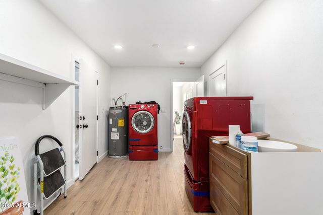 5237 E Dallas Street, Mesa, AZ 85205