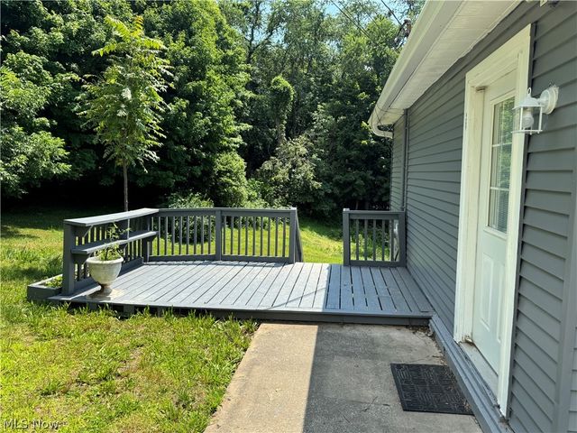 300 Henry Avenue, East Liverpool, OH 43920