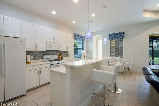 21279 Estero Vista CT, Estero, FL 33928