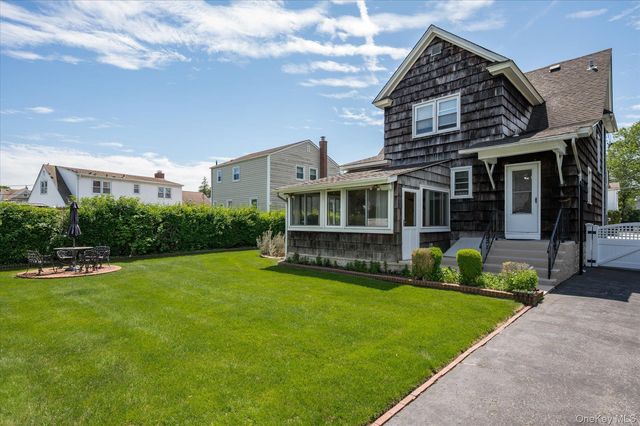 311 Locust Avenue, Freeport, NY 11520