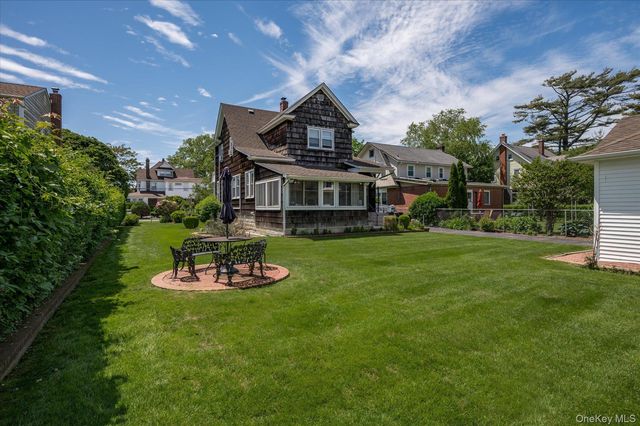 311 Locust Avenue, Freeport, NY 11520