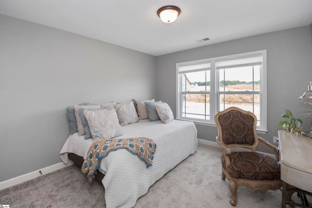 128 Double Creek Drive, Gaffney, SC 29341