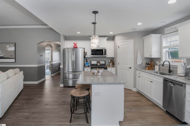 128 Double Creek Drive, Gaffney, SC 29341