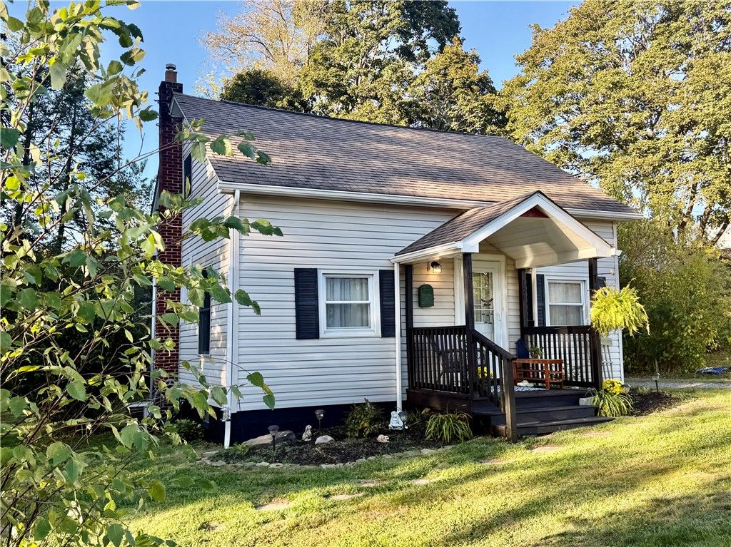 108 W Metzger Ave, Twp Of But Se, PA 16001