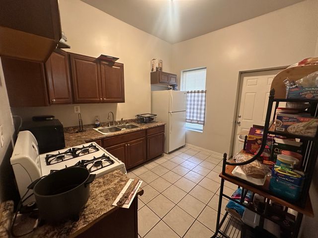 217 N Kostner Avenue, Chicago, IL 60624