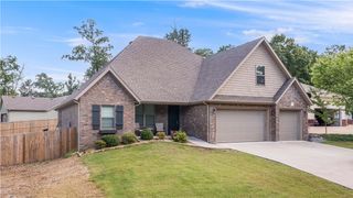 6 Carole Rae Lane, Bella Vista, AR 72714