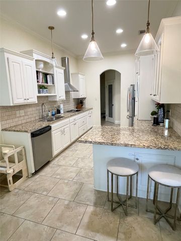 9345 S Plaquemine Drive, Shreveport, LA 71115
