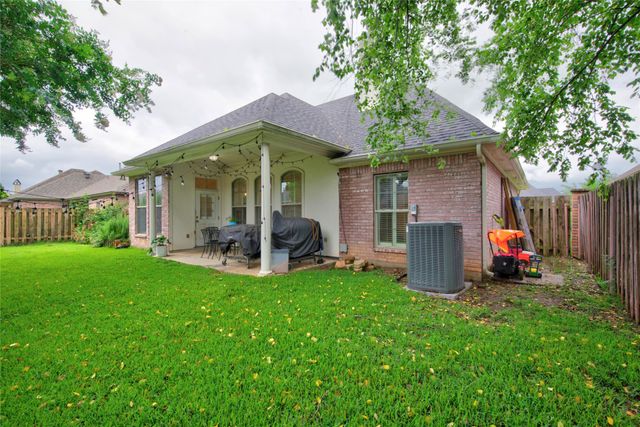 9345 S Plaquemine Drive, Shreveport, LA 71115