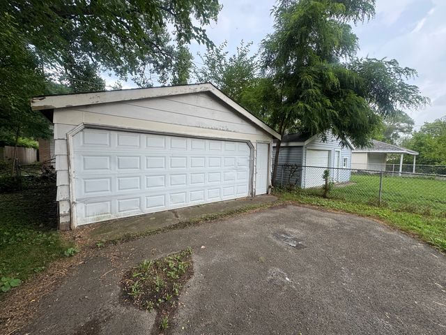 14428 University Avenue, Dolton, IL 60419